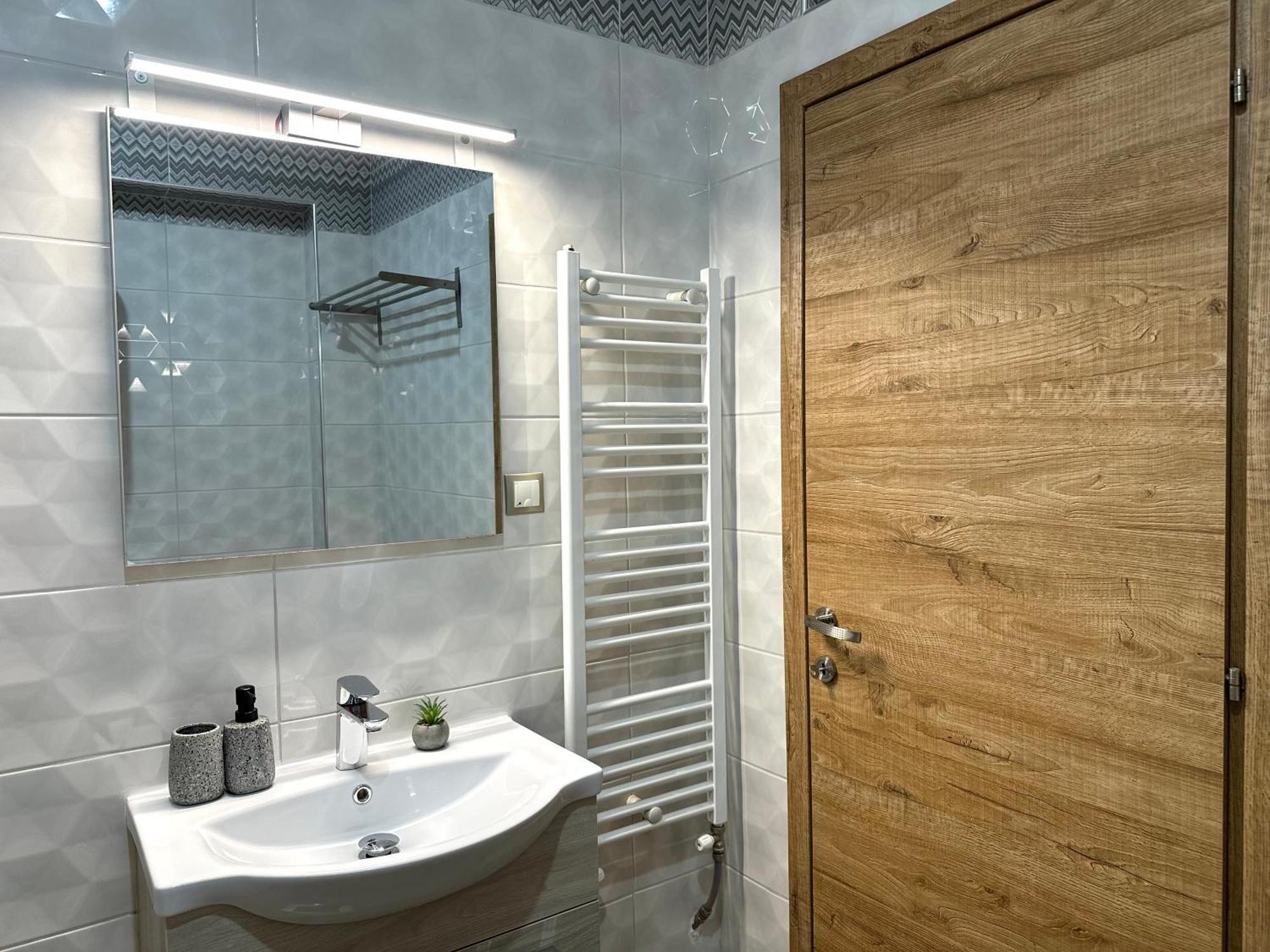 Εmerald Luxury Suite Thessaloniki Buitenkant foto